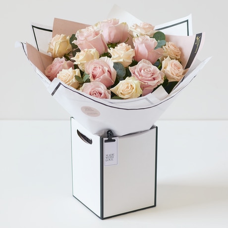 Pink Rose Bouquet Flower Arrangement
